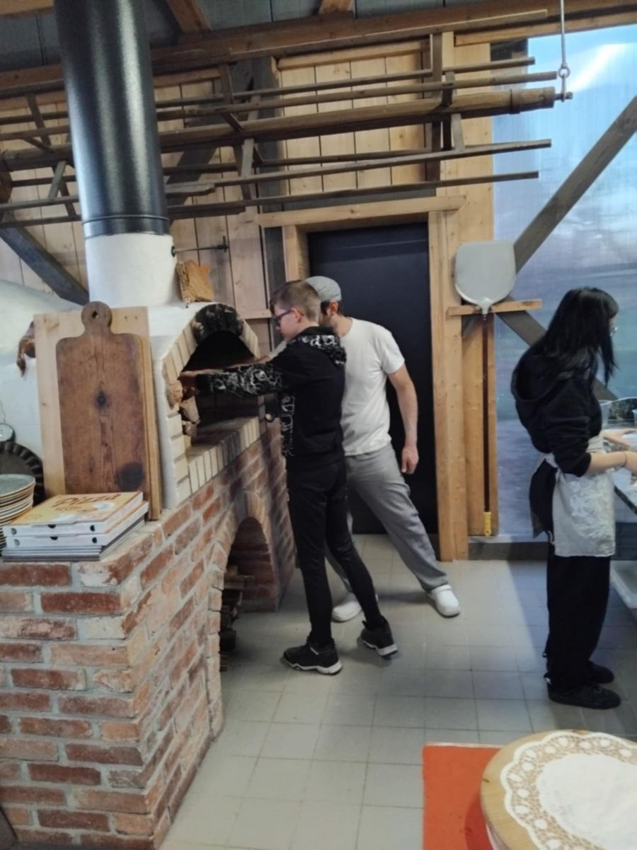 Picos gamybos edukacija